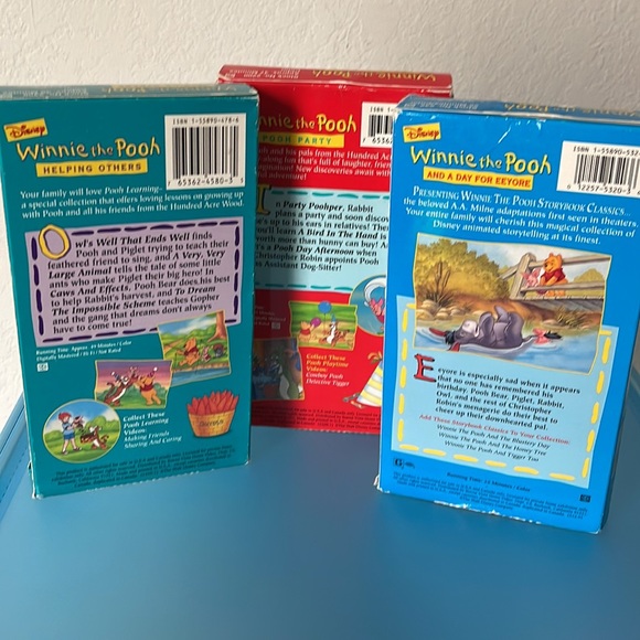 Winnie the Pooh VHS Tapes - Picture 2 of 3